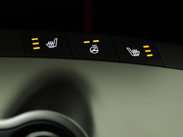 KIA EV6 Light Edition 63 kWh | NIEUW MODEL! | Apple Carplay/Android Auto | Vehicle-to-load | NIEUW !! Uit voorraad leverbaar!