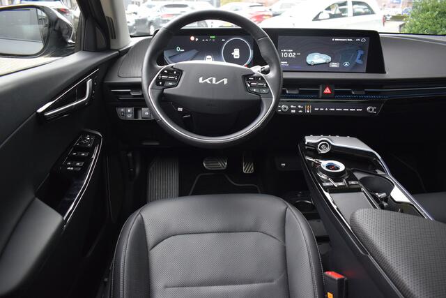 KIA EV6 Plus Advanced 77.4 kWh 228pk ECC Cr.Control-Adapt. Navi+BT 360-Camera Leder+Verw.+Koeling SK-dak 20"LMV 7jr.Garantie