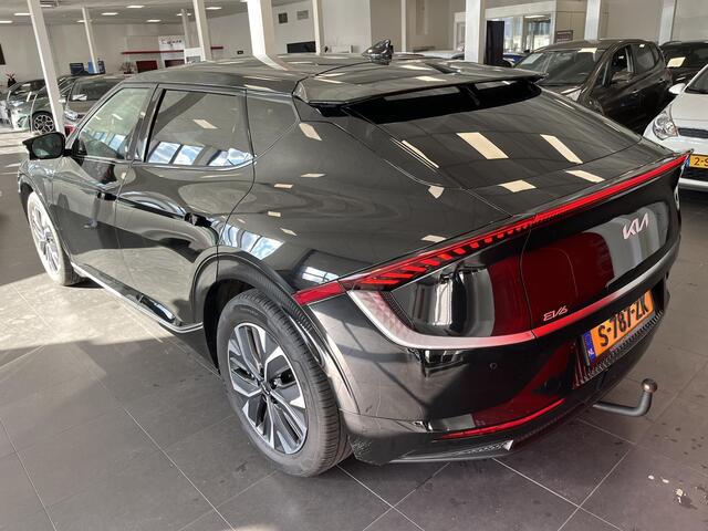 KIA EV6 Plus 77.4 kWh Met TREKHAAK, Stoel en Stuurverwarming, Adaptieve Cruise Control, Meridian Geluidinstallatie, Elektrische achterklep, Acheruitrij Camera