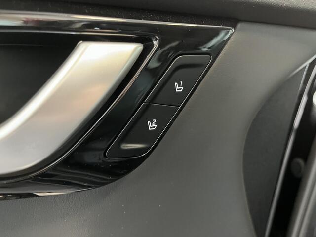 KIA EV6 Plus 77.4 kWh Met TREKHAAK, Stoel en Stuurverwarming, Adaptieve Cruise Control, Meridian Geluidinstallatie, Elektrische achterklep, Acheruitrij Camera