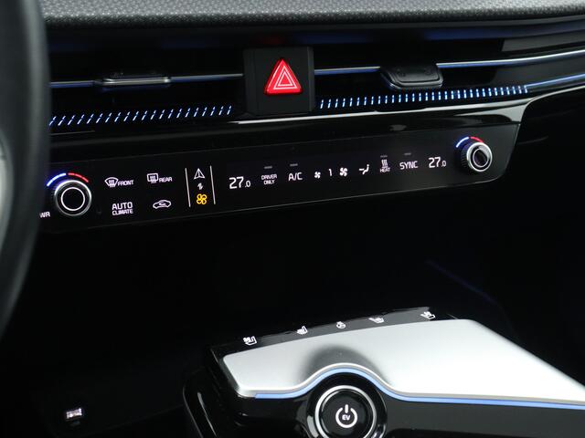 KIA EV6 Plus Advanced 77.4 kWh | Panoramadak | Parkeersensoren | LM velgen | Stoel en stuurwiel verwarmd |