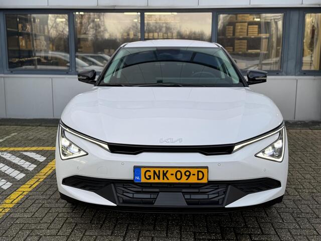 KIA EV6 Light Edition 63 kWh | Camera | Stoelverwarming | Navigatie | Camera