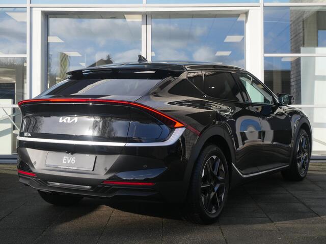 KIA EV6 Light Edition 63 kWh l Levering Maart l Aurora Black Pearl l 428 km Actieradius