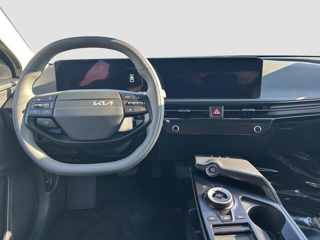 KIA EV6 Light Edition 63 kWh Stuurverwarming | stoelverwarming | Achteruitrijcamera