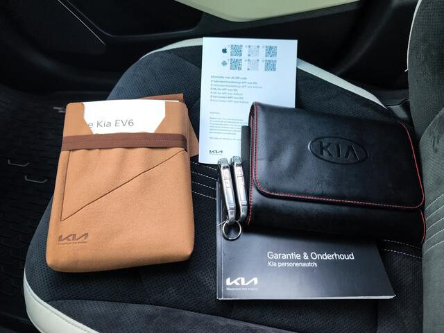 KIA EV6 GT-Line 77.4 kWh 2e-Eig. & Dealer-Onderh. BOVAG-Garantie, NL-Auto. Trekhaak, Panoramadak, Navigatie/Apple-Carplay/Android-Auto, Adaptieve-Cruise-Control, Full-Option's