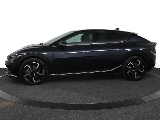 KIA EV6 Edition Advanced 77.4 kWh Edition Advanced 77.4 kWh - Adaptief Cruise Control - Lichtmetalen Velgen 20'' - Navigatie - Stoel/Stuurverwarming - Fabrieksgarantie t/m 04-2031