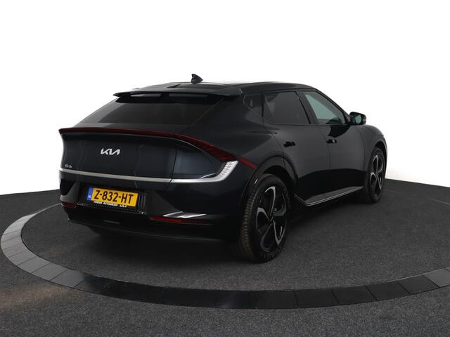 KIA EV6 Edition Advanced 77.4 kWh Edition Advanced 77.4 kWh - Adaptief Cruise Control - Lichtmetalen Velgen 20'' - Navigatie - Stoel/Stuurverwarming - Fabrieksgarantie t/m 04-2031