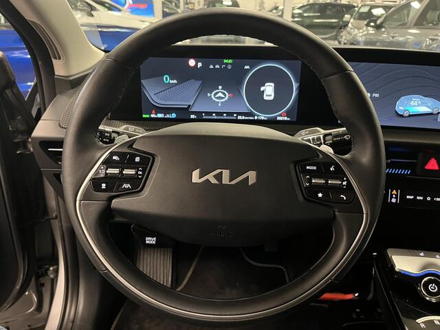 KIA EV6 Edition Advanced 77.4 kWh Elektrische Bestuurdersstoel, Adaptieve Cruisecontrol, Dodehoek Detectie, Stoel en Stuurverwarming, Elektronische Achterklep, Draadloze Telefoonlader