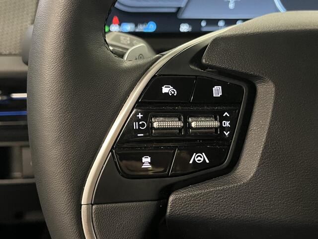 KIA EV6 Edition Advanced 77.4 kWh Elektrische Bestuurdersstoel, Adaptieve Cruisecontrol, Dodehoek Detectie, Stoel en Stuurverwarming, Elektronische Achterklep, Draadloze Telefoonlader