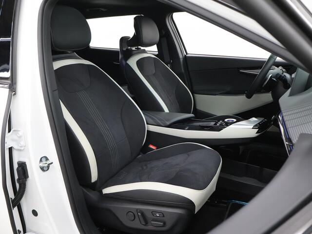 KIA EV6 GT-Line 77.4 kWh | Panoramadak | Meridian Audio | Elekt. Stoelverstelling met geheugen | Stoelventilatie | Head-Up Display |