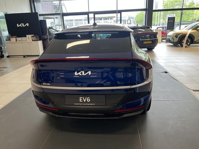 KIA EV6 Light Edition 63 kWh Prijs is incl. 2.000,= inruilpremie ! Uitvoorraad leverbaar.