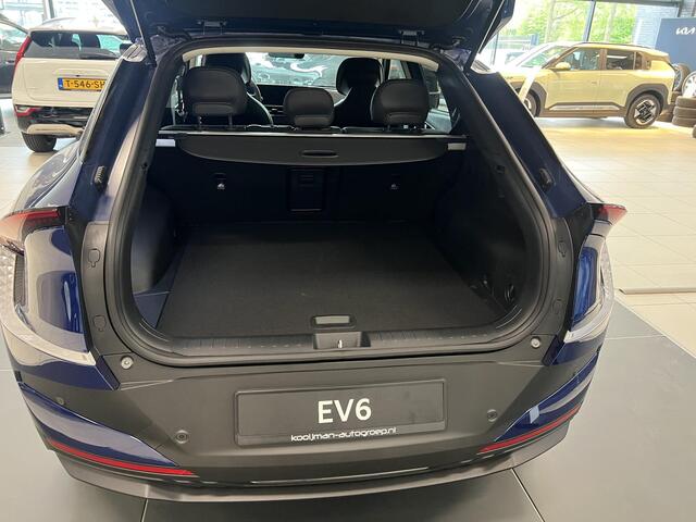 KIA EV6 Light Edition 63 kWh Prijs is incl. 2.000,= inruilpremie ! Uitvoorraad leverbaar.
