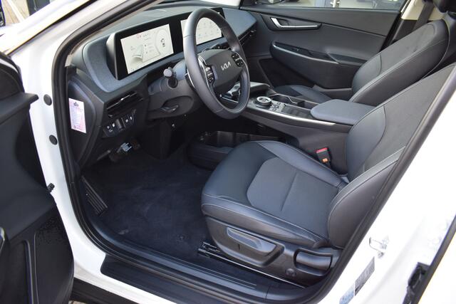 KIA EV6 77.4kWh Light ECC Cr.Control-Adaptief Navi+Camera+BT Leder/Stof Trekhaak 19"LMV 7.770km Tot 10Jr. Kia-Garantie
