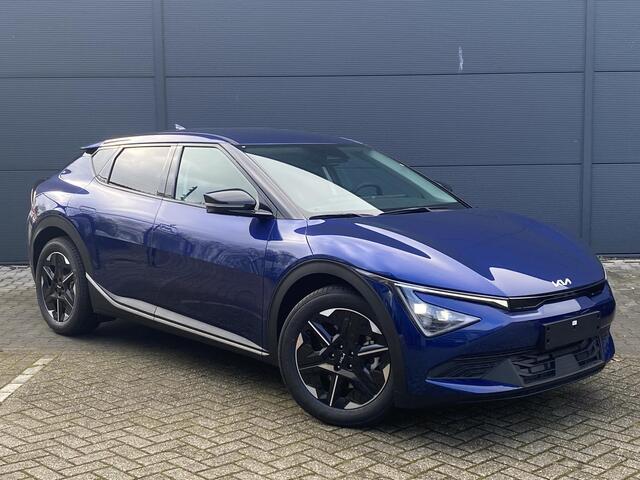 KIA EV6 Light Edition 63.0kWh Elektromotor 125kW (A) Lease vanaf ¤599,- p/m! | Stoelverwarming | Achteruitrijcamera |