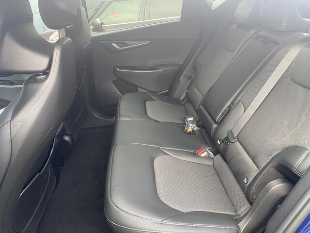 KIA EV6 Light Edition 63.0kWh Elektromotor 125kW (A) Lease vanaf ¤599,- p/m! | Stoelverwarming | Achteruitrijcamera |