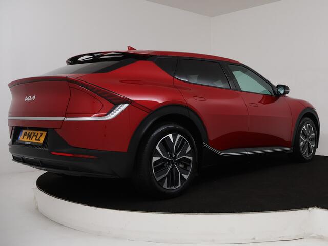 KIA EV6 Air 58 kWh | Navigatie | Stoel en Stuurverwarming | Apple Carplay/Android Auto | Nederlandse Auto | NAP |