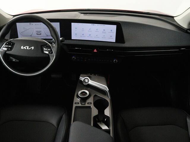 KIA EV6 Air 58 kWh | Navigatie | Stoel en Stuurverwarming | Apple Carplay/Android Auto | Nederlandse Auto | NAP |