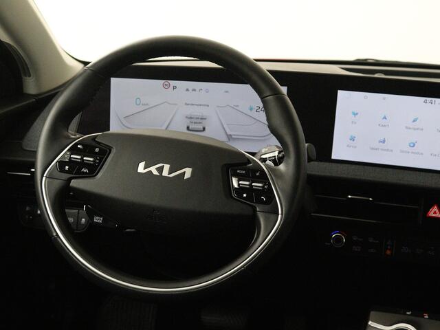 KIA EV6 Air 58 kWh | Navigatie | Stoel en Stuurverwarming | Apple Carplay/Android Auto | Nederlandse Auto | NAP |