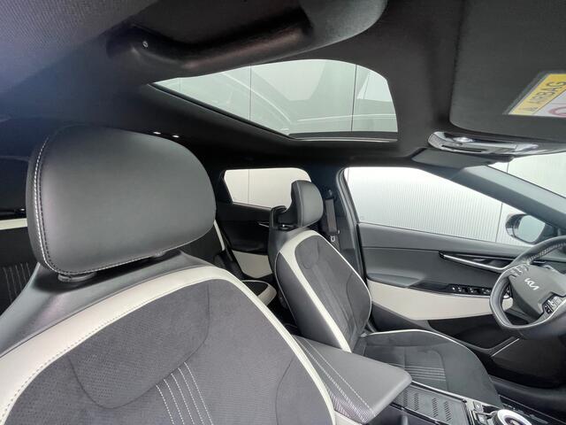 KIA EV6 GT-Line AWD 77.4 kWh Navigatie, Schuifdak, 20"Lm, LED, Adaptive Cruise Control, Stoel/Stuurverwarming, Climate Control