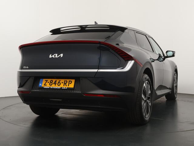 KIA EV6 Light 58 kWh - Navigatie - Cruise Control - Apple CarPlay / Android Auto - Achteruitrijcamera - Parkeerhulp achter - Privacy Glass achter - Fabrieksgarantie tot 06-2031