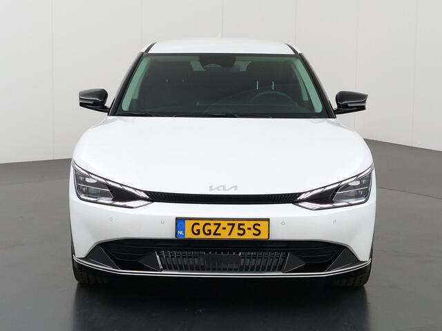 KIA EV6 Edition Advanced 77.4 kWh | SOH 99% | 20 Inch lichtmetalen velgen | Lederen Bekleding | Stoel/Stuurwielverwarming | Elekt. Stoelverstelling met geheugen |