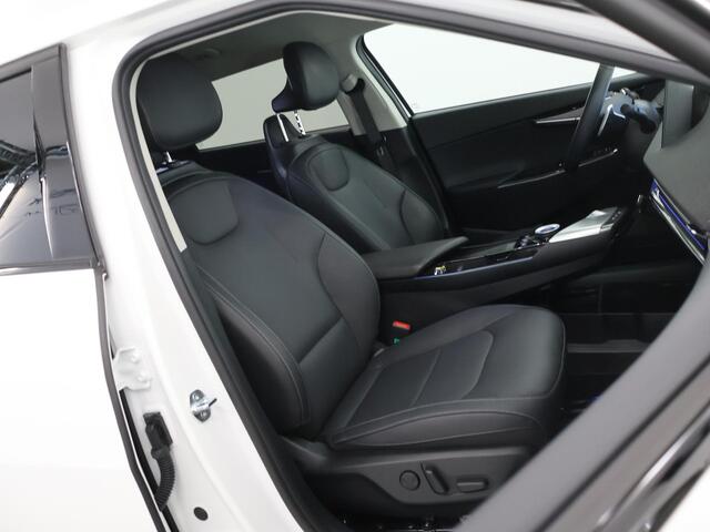 KIA EV6 Edition Advanced 77.4 kWh | SOH 99% | 20 Inch lichtmetalen velgen | Lederen Bekleding | Stoel/Stuurwielverwarming | Elekt. Stoelverstelling met geheugen |