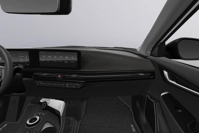 KIA EV6 Air 84 kWh - Direct uit voorraad leverbaar - Snow White Pearl