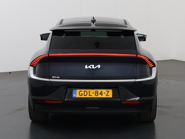 KIA EV6 Edition Advanced 77.4 kWh | 20 Inch lichtmetalen velgen | Lederen Bekleding | Stoel/Stuurwielverwarming | Elekt. Stoelverstelling met geheugen |