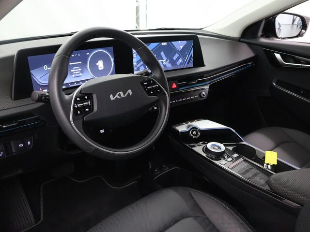 KIA EV6 Edition Advanced 77.4 kWh | 20 Inch lichtmetalen velgen | Lederen Bekleding | Stoel/Stuurwielverwarming | Elekt. Stoelverstelling met geheugen |