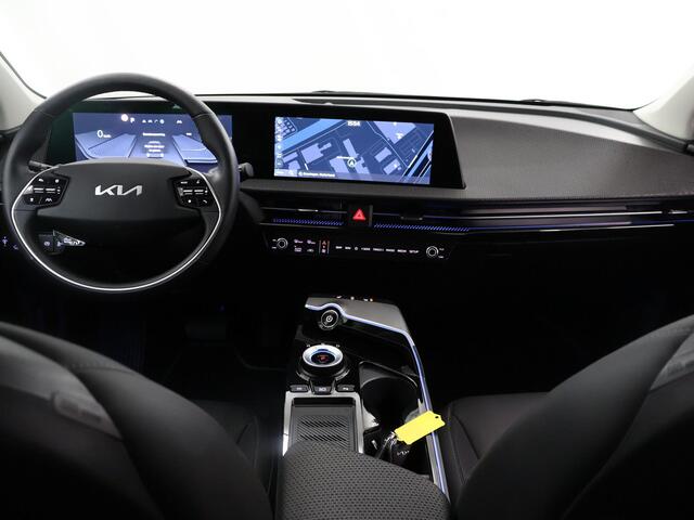 KIA EV6 Edition Advanced 77.4 kWh | 20 Inch lichtmetalen velgen | Lederen Bekleding | Stoel/Stuurwielverwarming | Elekt. Stoelverstelling met geheugen |