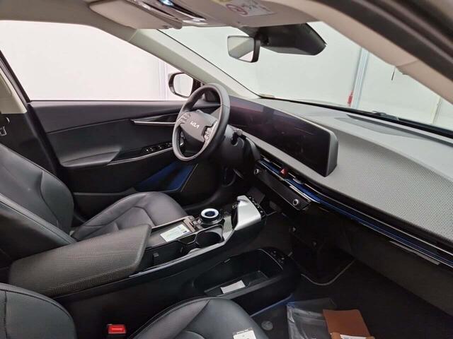 KIA EV6 PLUS 77.4KWH/THAAK/LEER/LED/ACARPLAY/FABRIEKSGARANTIE