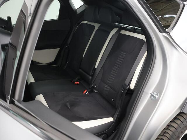 KIA EV6 GT-Line AWD 77.4 kWh | Trekhaak | 360 Camera | Stoel- en stuurwielverwarming | Stoelventilatie | Elektrisch Panoramadak | 20 inch |