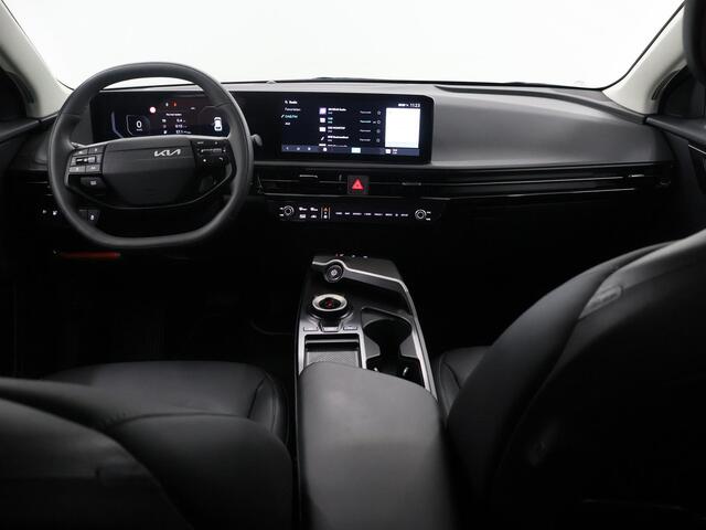 KIA EV6 Light Edition 63 kWh Elektromotor 125kW (A) | Stoel/Stuurwielverwarming | Cruise Control Adaptief | Parkeercamera | Keyless Go |