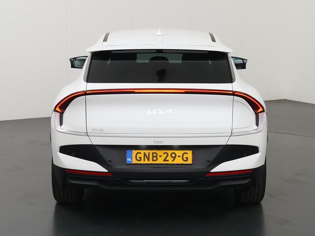 KIA EV6 Light Edition 63 kWh | Parkeercamera | Keyless Entry | Stoelverwarming | Apple Carplay | Android Auto |