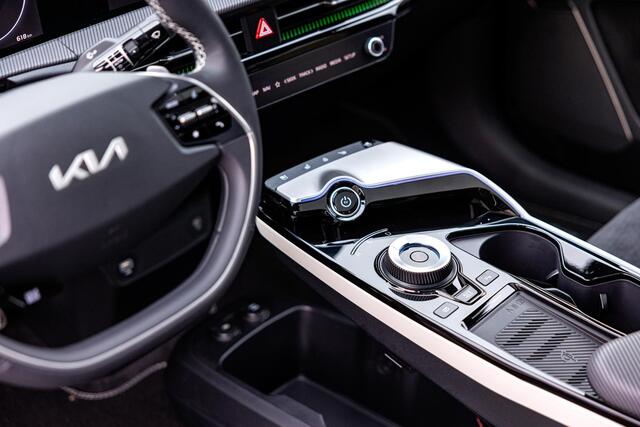 KIA EV6 Light Edition 63 kWh ¤42.995,- RIJKLAAR! Nu ¤2.000,- voordeel! Nu extra scherp geprijsd!