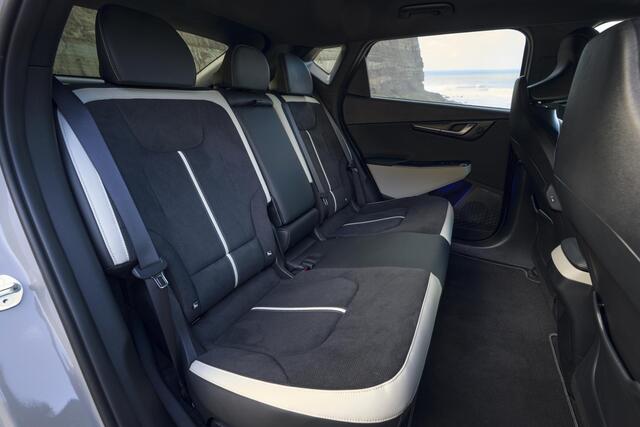 KIA EV6 Light Edition 63 kWh ¤42.995,- RIJKLAAR! Nu ¤2.000,- voordeel! Nu extra scherp geprijsd!