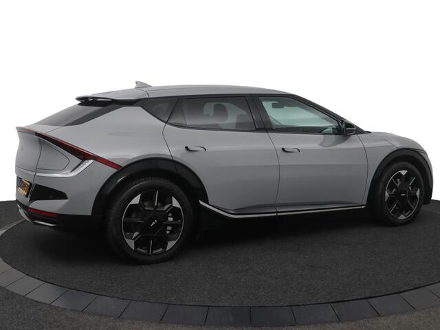 KIA EV6 Plus 84 kWh - Stoel / stuur verwarming - Stoelventilatie - Navigatie - Adaptive Cruise Control - Apple Carplay / Android Auto - Fabrieksgarantie tot 04-2032 of 150.000 km