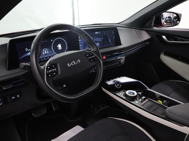 KIA EV6 GT-Line AWD 77.4 kWh | Trekhaak Afneembaar | Panoramadak | Navigatie | Head Up | Parkeercamera | Stoelverwarming/verkoeling | Keyless Go |