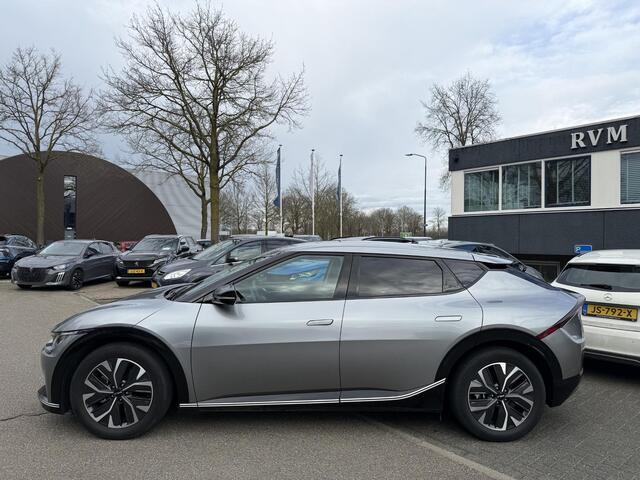 KIA EV6 Plus 77.4 kWh SOH 100% | 1E EIGENAAR | ORIGINEEL NL AUTO | ELEKTRISCHE STOELEN MET GEHEUGEN | MERIDIAN AUDIO | CAMERA | ACC CRUISE | STOELVERWARMING VOOR + ACHTER | STUURWIELVERWARMING | LEDER | KIA GARANTIE T/M 05-2027