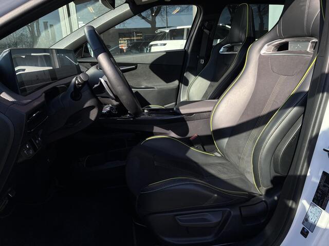 KIA EV6 GT AWD 77.4 kWh 585PK | SOH 97,8% | Dodehoekassistent | Glazen schuif/kanteldak | 360° Camera