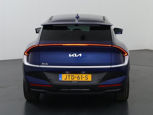 KIA EV6 Light Edition 63 kWh | Stoelverwarming | Adaptieve cruise control | Parkeersensoren | Stuurwiel verwarmd |