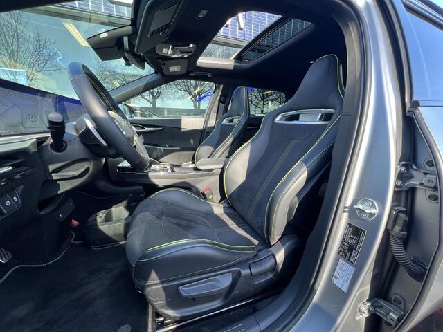 KIA EV6 GT AWD 77.4 kWh Automaat 585PK | SOH 96,1% | Panoramadak | Adaptieve Cruise Control | Trekhaak