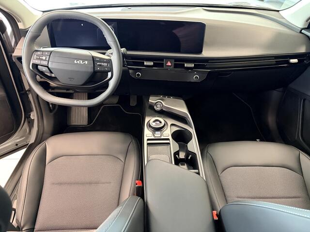 KIA EV6 Air 84 kWh | Direct uit voorraad leverbaar | Stoelverwarming/stuurverwarming | Navigatie | 800 Volt | Cruise control Adaptieve