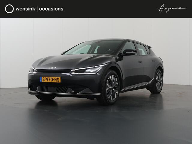 KIA EV6 Plus 77.4 kWh | SOH 97% | Trekhaak | 360° Camera | Lederen Interieur | Apple CarPlay/Android Auto | Stoel/Stuur verwarming | Camera | Stoelkoeling | Interieurverlichting | Adaptieve Cruise Control | Ele. kofferdeksel |
