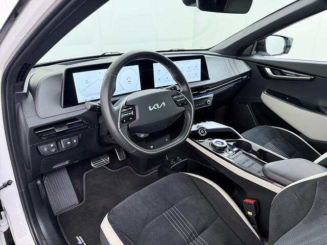 KIA EV6 GT-Line 77.4 kWh SOH 95% Panoramadak V2L Warmtepomp Trekhaak Head-Up Display Meridian®-Surround Adap.Cruise Matrix Led 360°Camera Navi Ecc Stoel+Stuurverwarming Stoel Massage+Ventilatie Elek.Stoelen+Memory Elek.Achterklep Privacy Glas Dealeronderhouden 1e