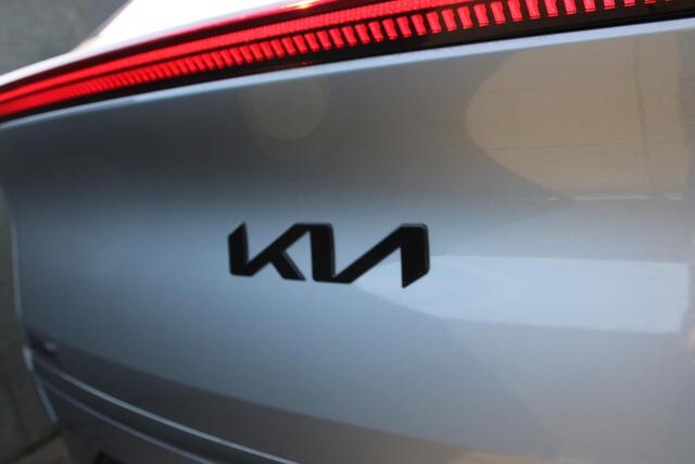 KIA EV6 Plus 77.4 kWh Navigatie / stuur + stoel verwaming / Camera