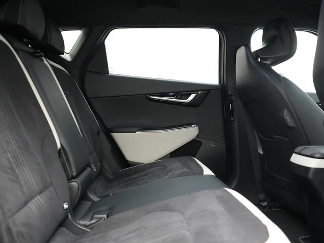 KIA EV6 GT-Line AWD 77.4 kWh 325pk Dealer O.H. | Adaptive Cruise | Head Up | 360 Camera | Alcantara Sportstoelen Ventilatie & Memory | Meridian Audio | Keyless | Blis | Apple Carplay | Stoelen & Stuur Verwarmd | Navigatie | DAB | 21"L.M |