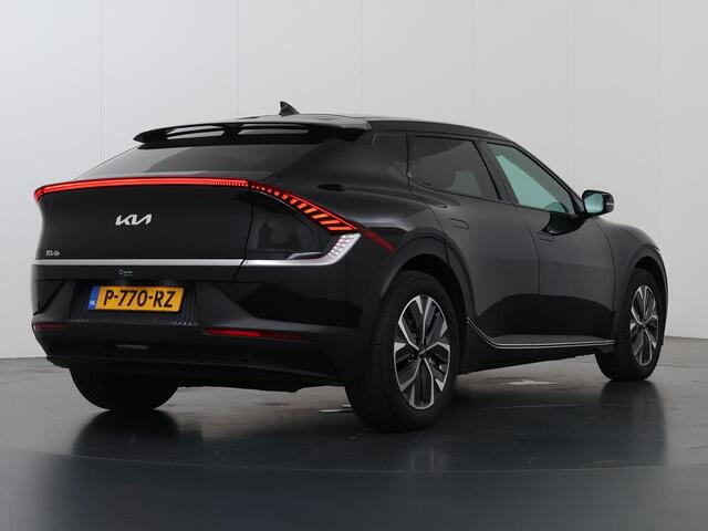 KIA EV6 Air 58 kWh | Stoel/Stuurwielverwarming | Navigatie | Parkeercamera | Climate Control | Cruise Control Adaptief |