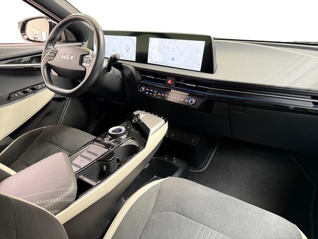 KIA EV6 GT-Line AWD 77.4 kWh Trekhaak I Panoramadak I Adaptive I CarPlay I Stoel- en stuurverwarming I Leder I