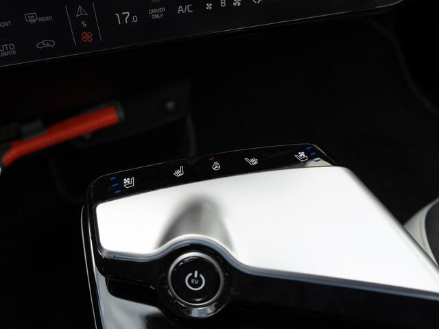KIA EV6 GT-Line 77.4 kWh | Nederlandse dealer onderhouden auto | Schuifkantel dak | Trekhaak 1600kg trekgewicht |